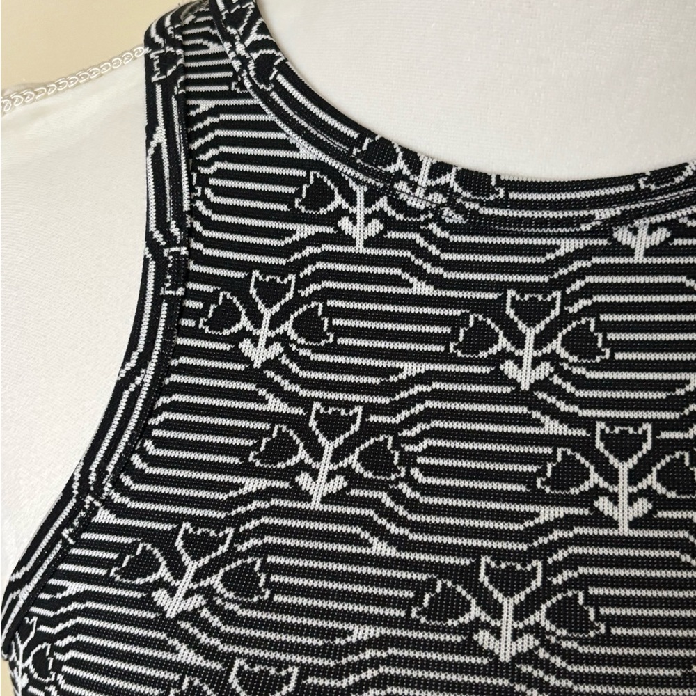 Zara black and white cropped tank top Size S - Picture 2 of 7